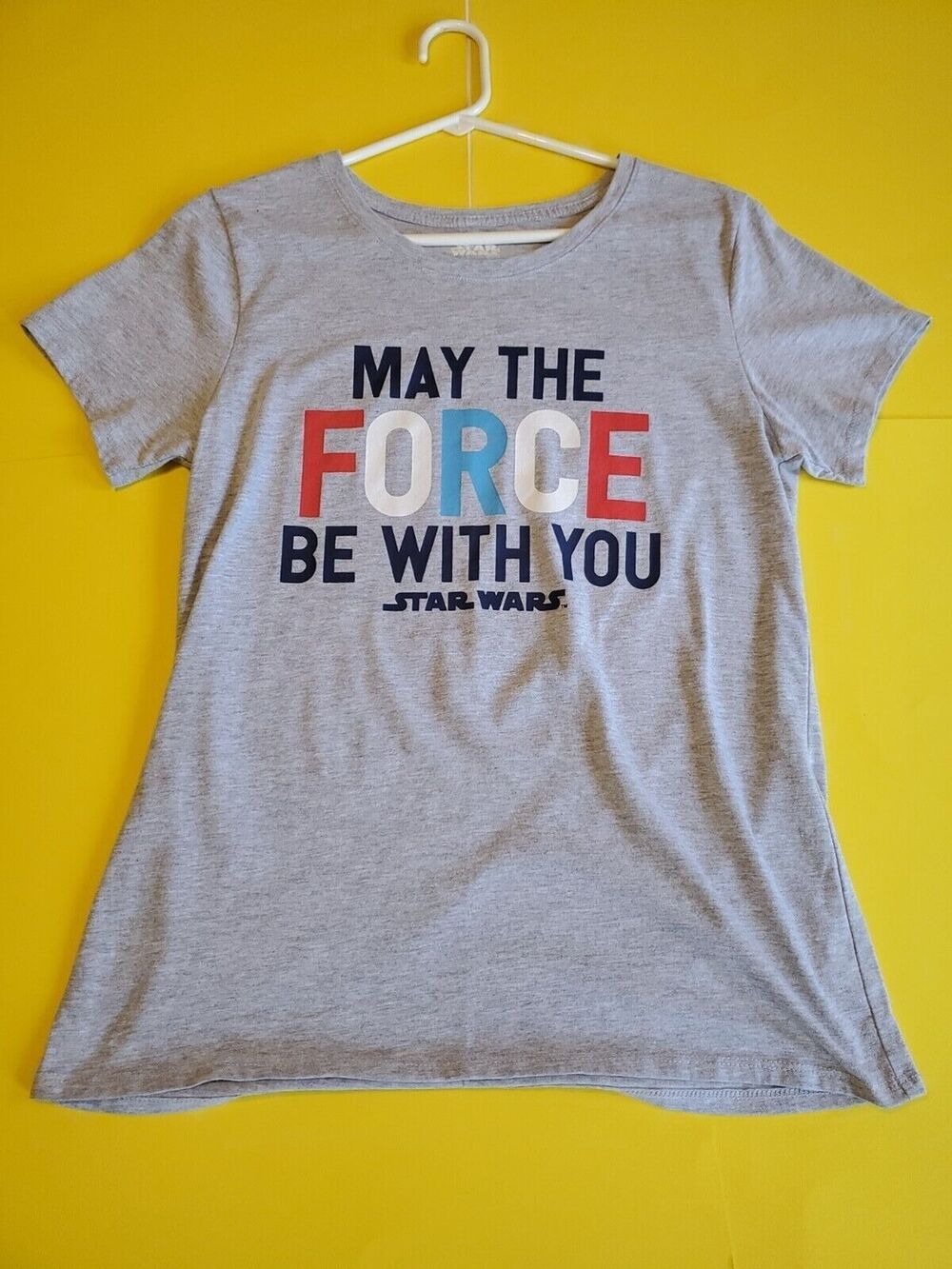 Womens Small T-Shirt Starwars Print May The Force Be With You Gray Lightweight